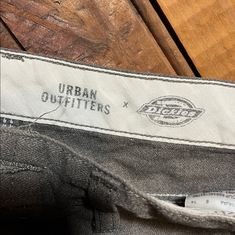 Urban Outfitters x Dickies Men's Carpenter Pants - Picture 7 of 11